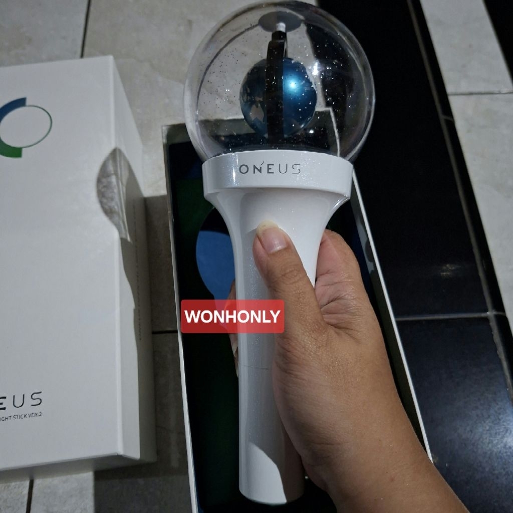 ONEUS LIGHTSTICK DALBIT VER.2