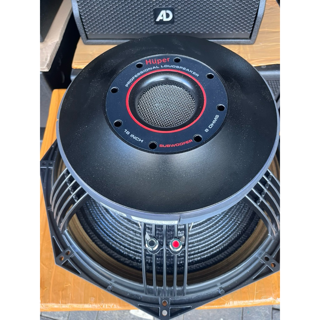 speaker 18” huper 18 SCB 1200A
