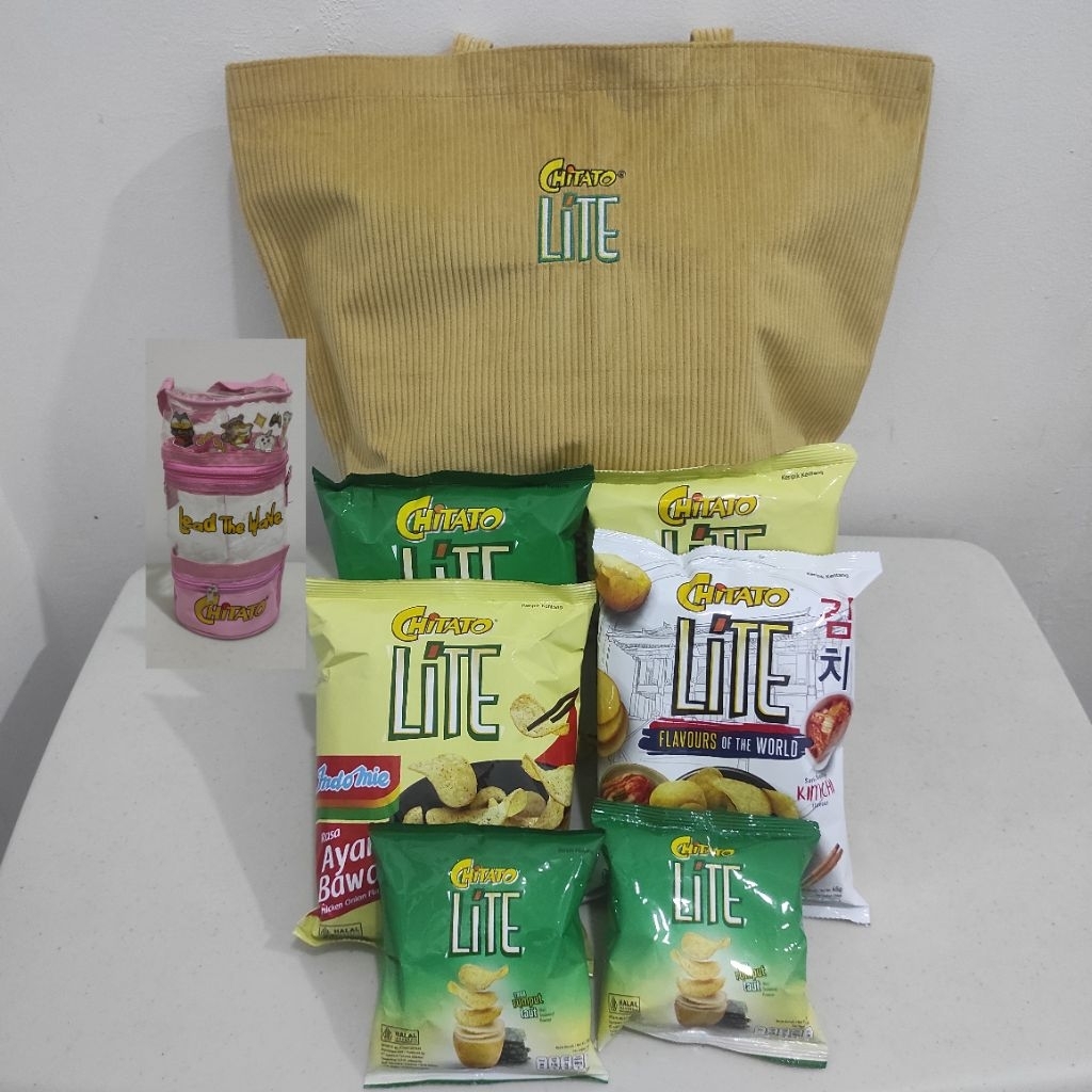 

ChitatoLite x Tas Lightstick/Tumbler FREE Tas ChitatoLite+Tas Lightstick+6pcs ChitatoLite/Chitato mix Varian