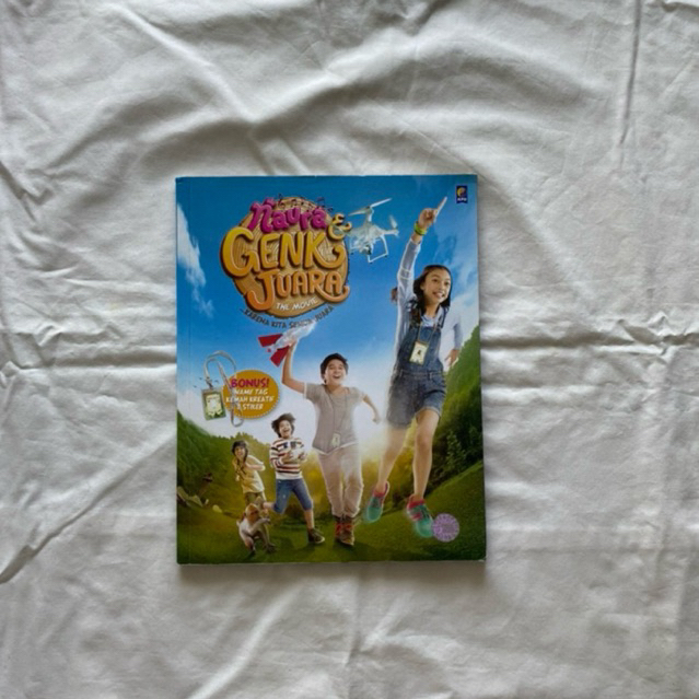 preloved | buku Naura & Genk Juara bonus nametag dan stiker