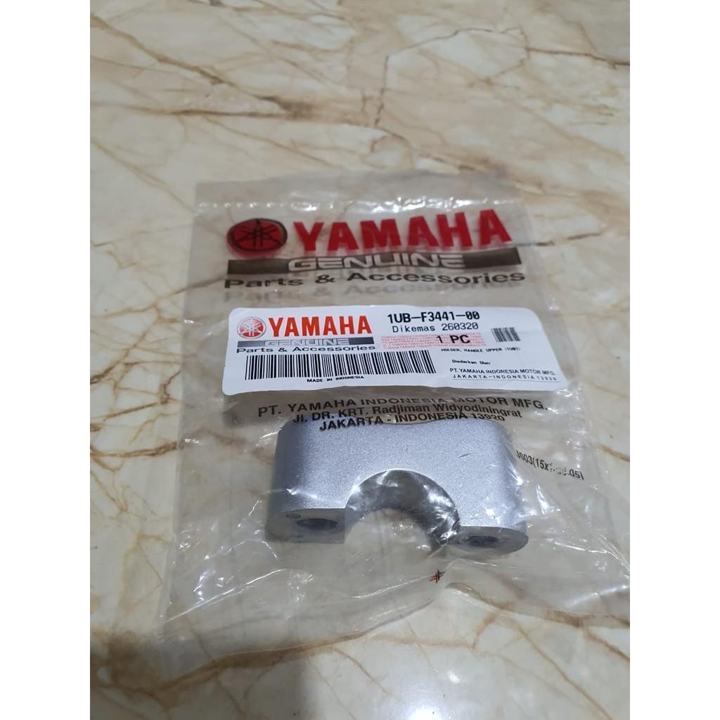 RAISER KLEMAN STANG BAWAH FINO KARBU ASLI ORI YAMAHA YGP ASLI/ 1UB-F3441-00