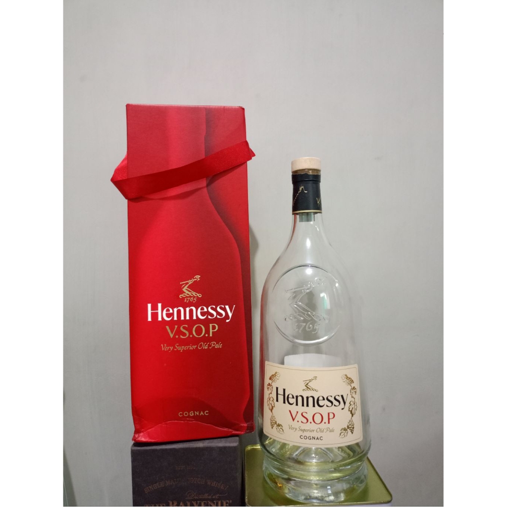 botol bekas Hennesy 3liter new