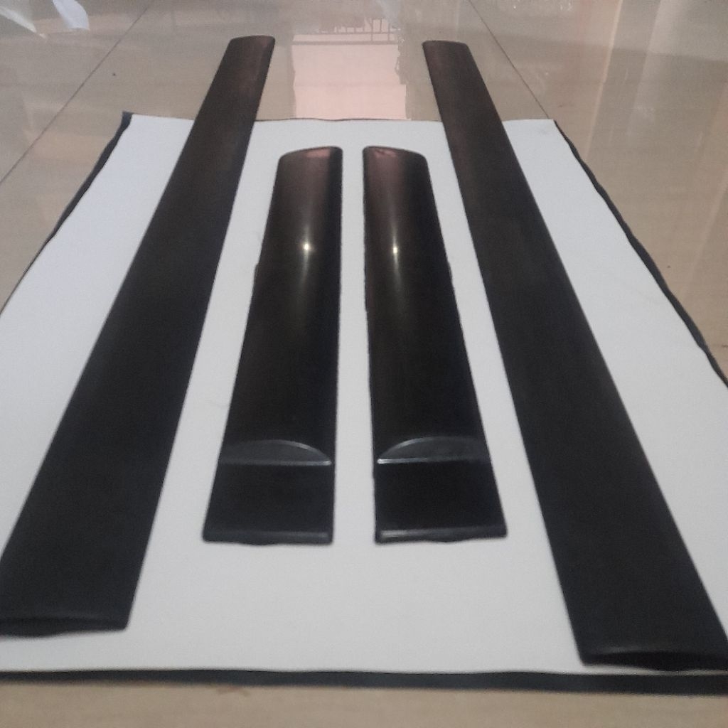 List moulding body pintu NISSAN XTRAIL T31 bahan injec original asli