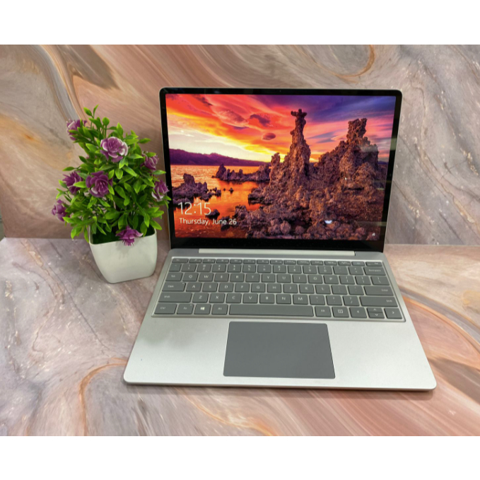 Microsoft Surface Laptop GO 1943 CI5,1035G1 1.0GHZ/ 8GB 128GB