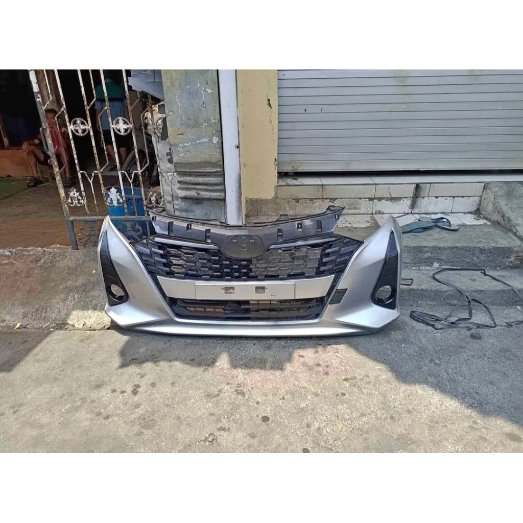 Bumper depan Calya Facelift 2023 2024 komplit Ram . Cover foglamp