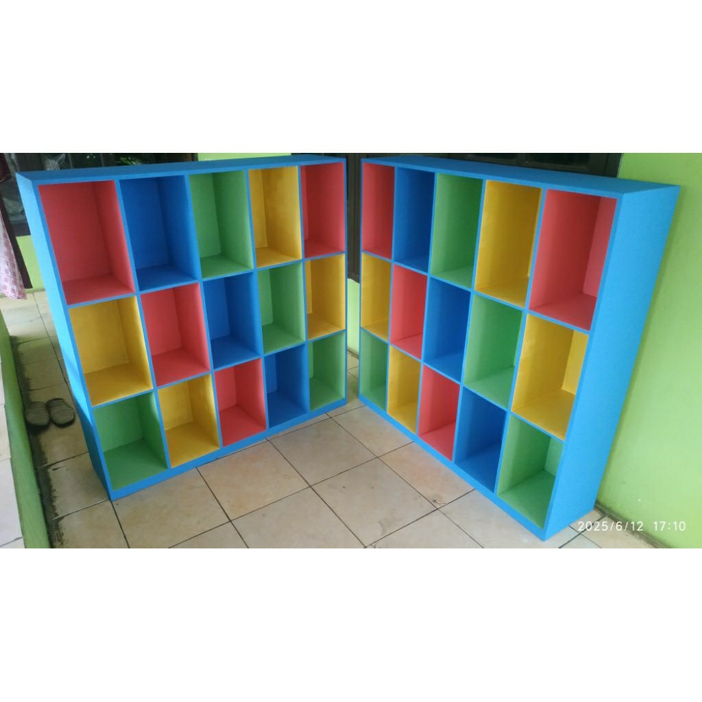 Lemari Tas sekolah anak / Loker sekolah ukuran Tas - 15 Box