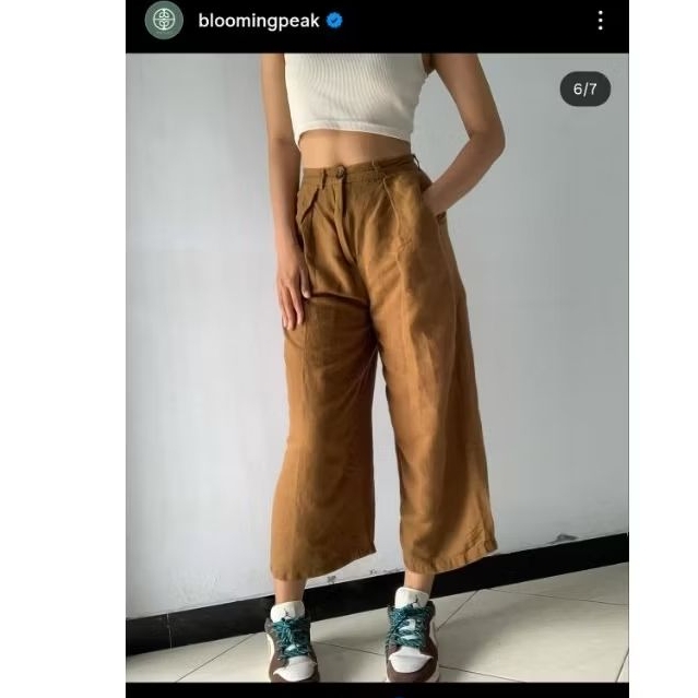 NEW 'GU' by Uniqlo Pants