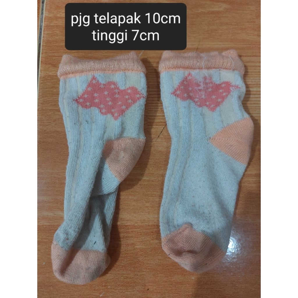 kaos kaki bayi anak perempuan cewek preloved secondhand seken bekas