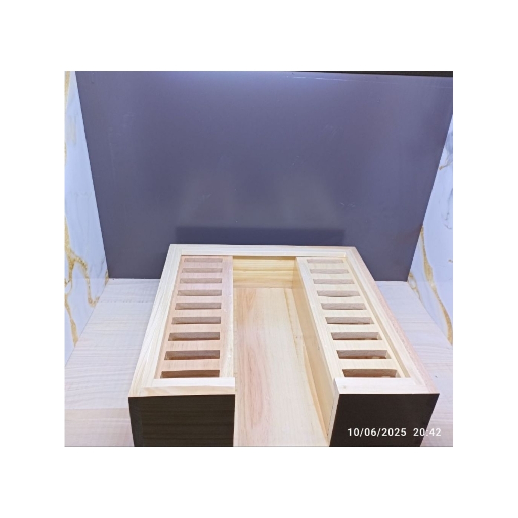 Tempat pijakan kawin kucing muchkin/kucing kaki pendek