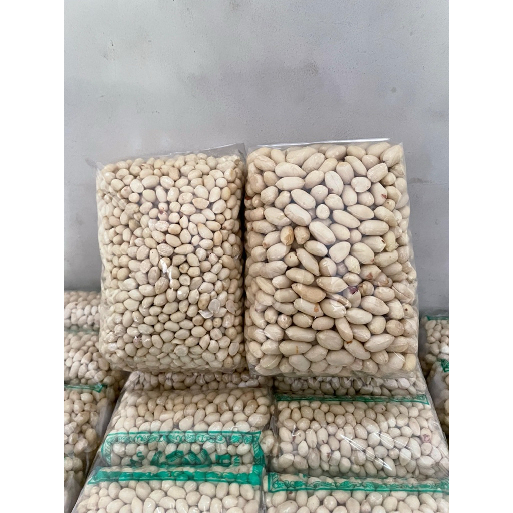 Badhemriki_ 1 Kg Kacang Kupas Besar Cocok Di Buat Kacang Bawang Kacang Goreng Kacang Sangrai