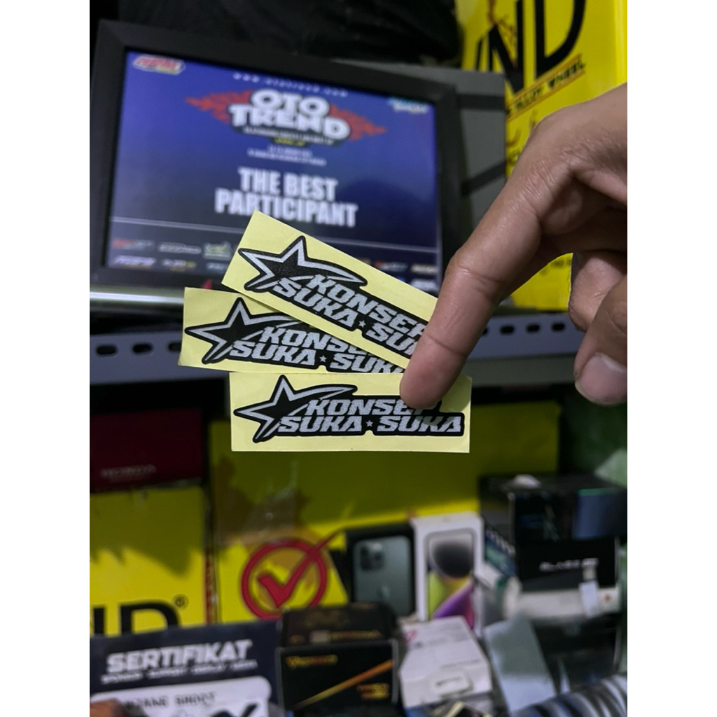 

Stiker Konsep Suka Suka