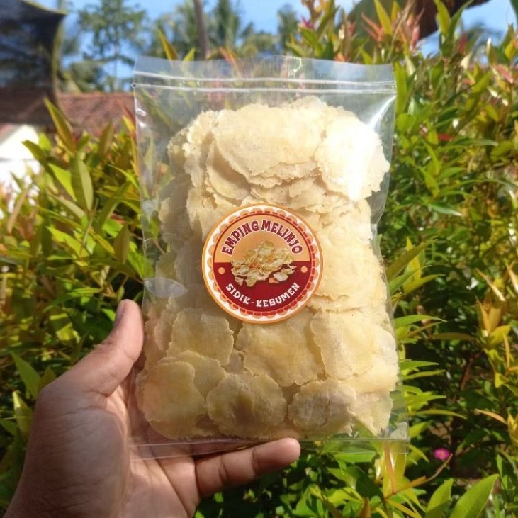 

Emping mlinjo asli poduk Kebumen 250gr