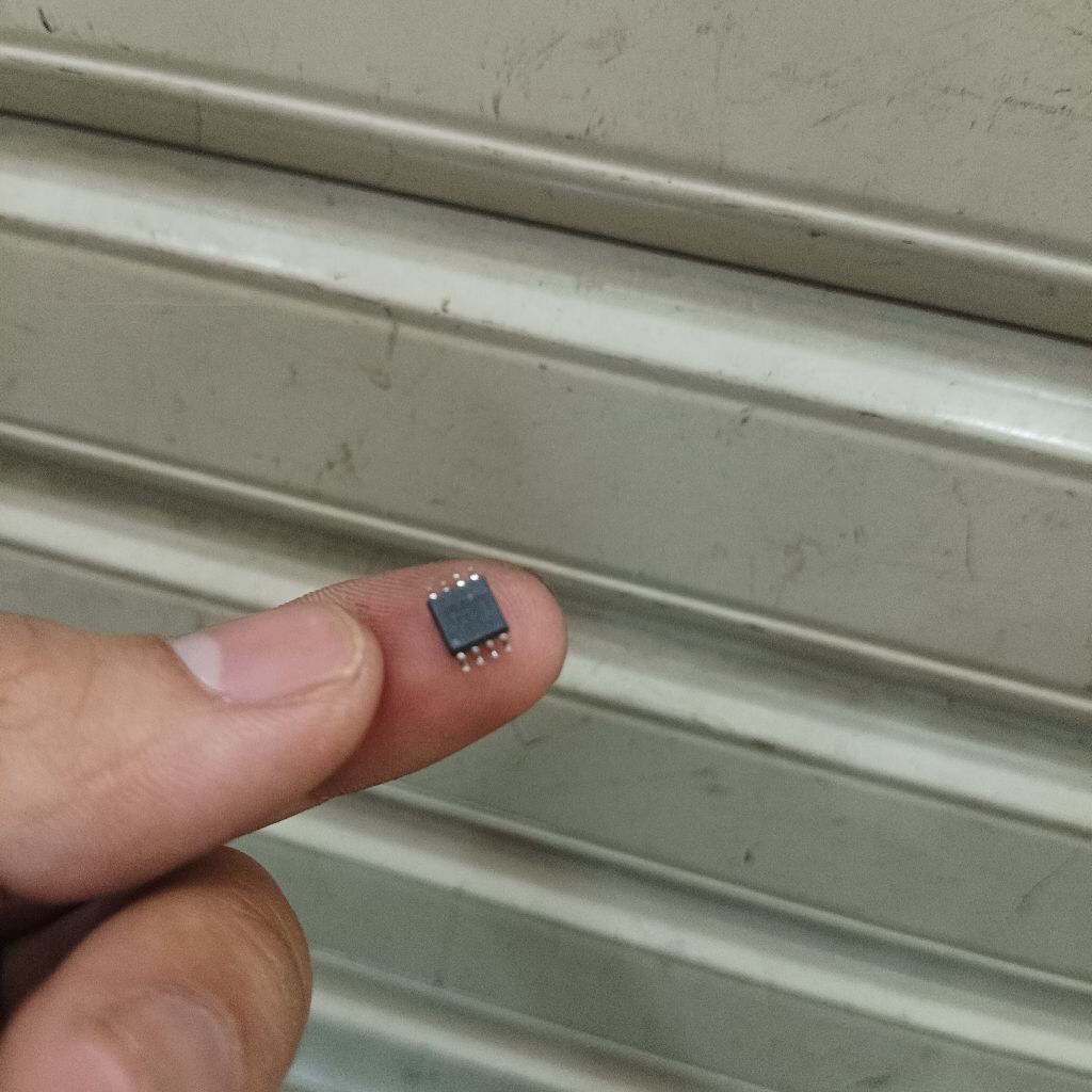 ICI PROGRAM IC EPROM SHARP LC-24LE155M