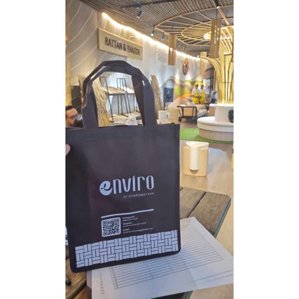 

Tas Spunbond Custom Goodie Bag Sablon Free Desain bisa Revisi