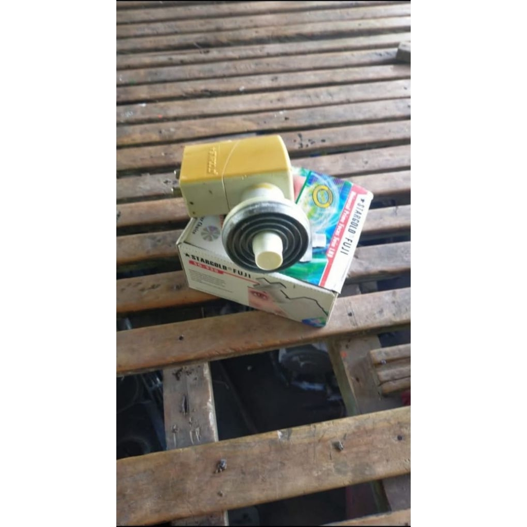 LNB KU BAND PRIME FOKUS STARGOLD FUJI SG920 dual output