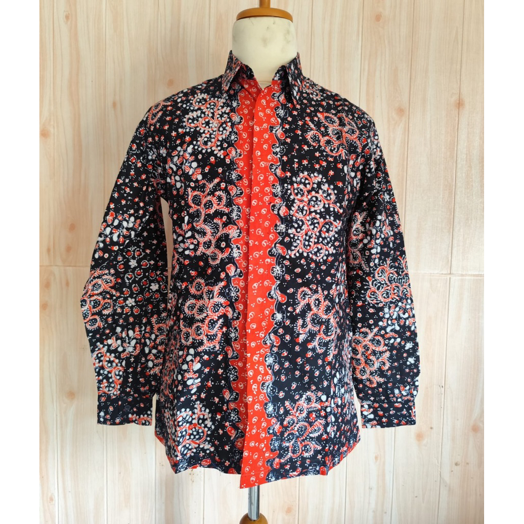 Hem Batik Tulis Lasem Rinangku