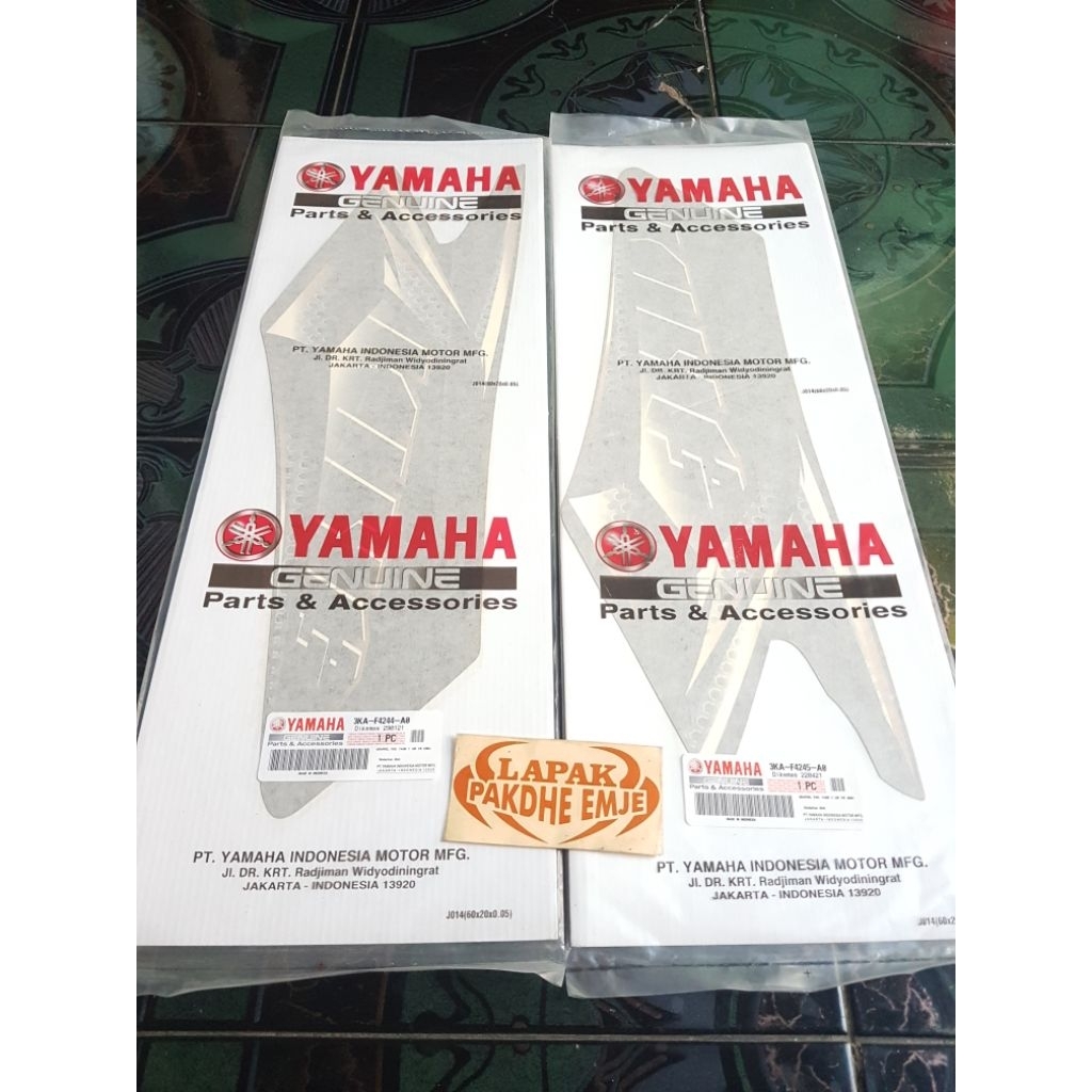 STICKER MOTOR RX KING 2008 HITAM TANGKI KANAN KIRI ORIGINAL YAMAHA STIKER STRIPING LIS ORI KODE A0