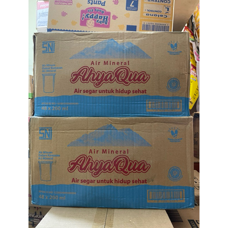

AIR MINERAL AHYAQUA GELAS 220ML DUS ( 48 GELAS )
