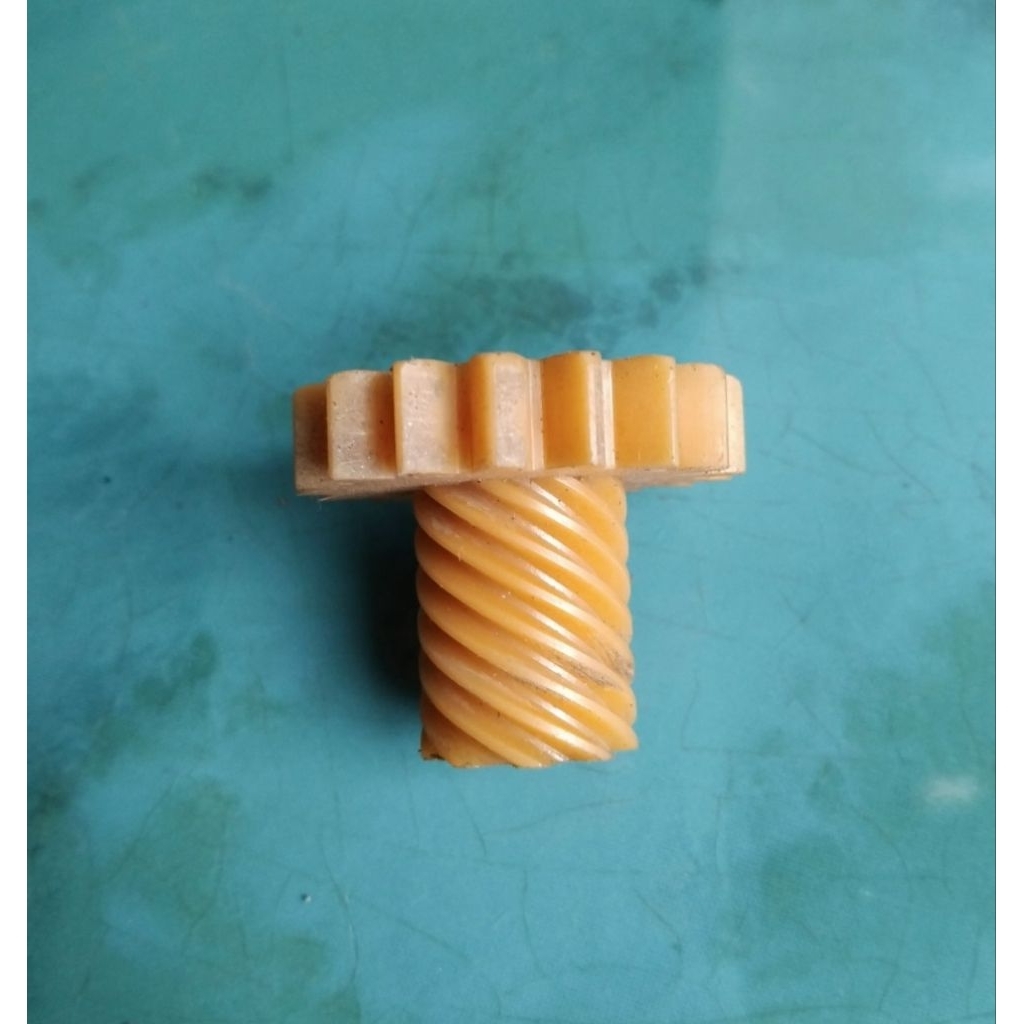 Gear pompa oli suzuki TRS gear pompa oli suzuki GP 100 gear pompa oli suzuki GP 125 gear pompa oli s