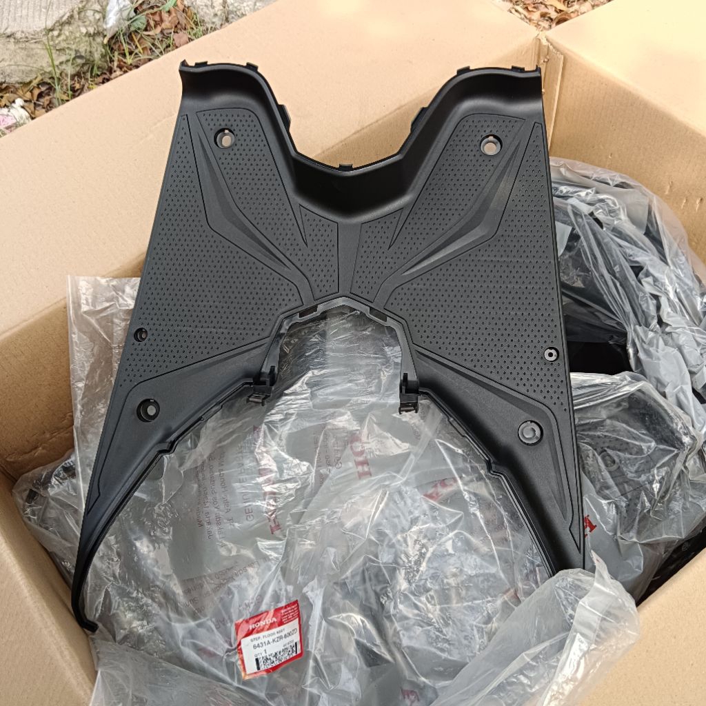 Cover Dek Injek Injekan kaki Cover Lantai Pijakan Kaki Bordes Bawah Honda Vario 125 Old Bohlam Perta