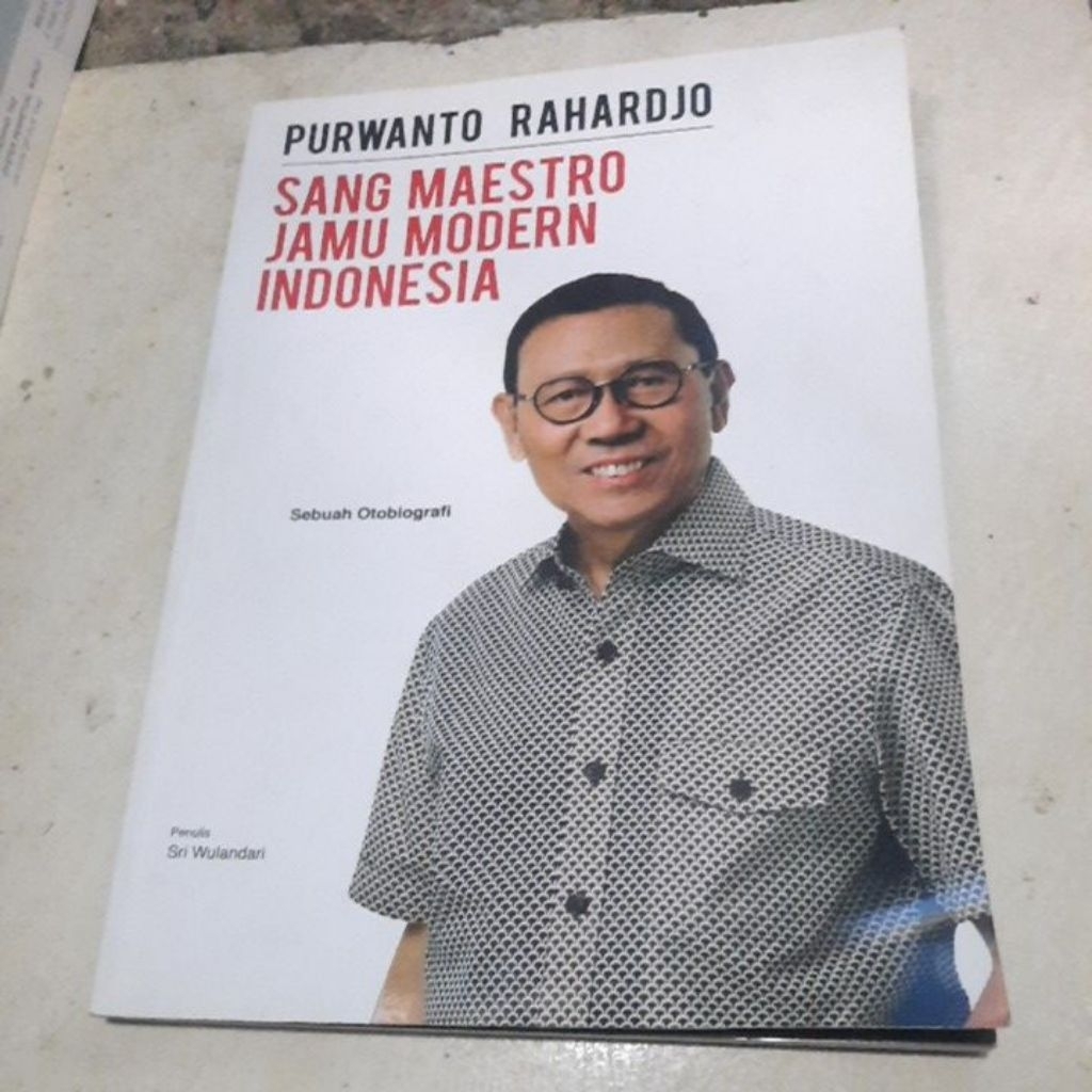 SANG MAESTRO JAMU MODERN INDONESIA - PURWABTI RAHARJO