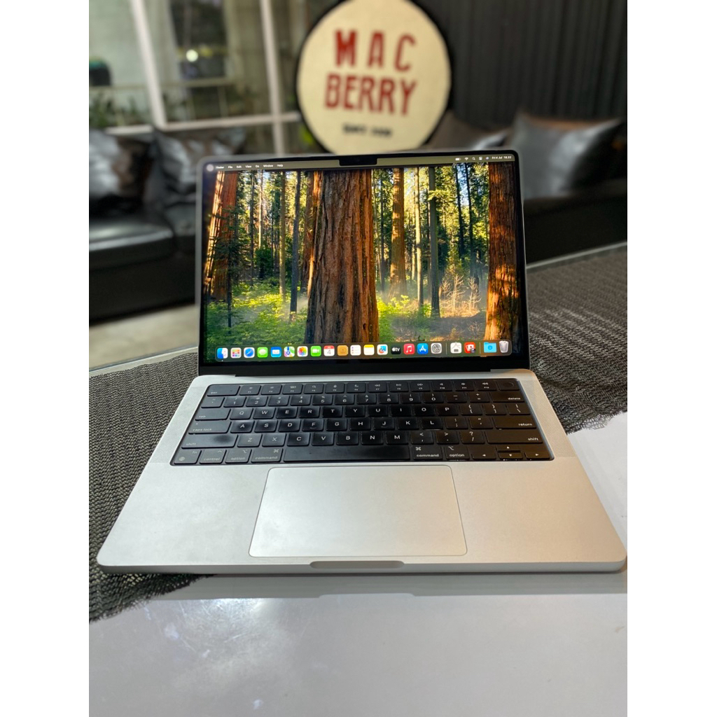 Second MacBook Pro 14 inch 2021 M1 Pro 16/512GB