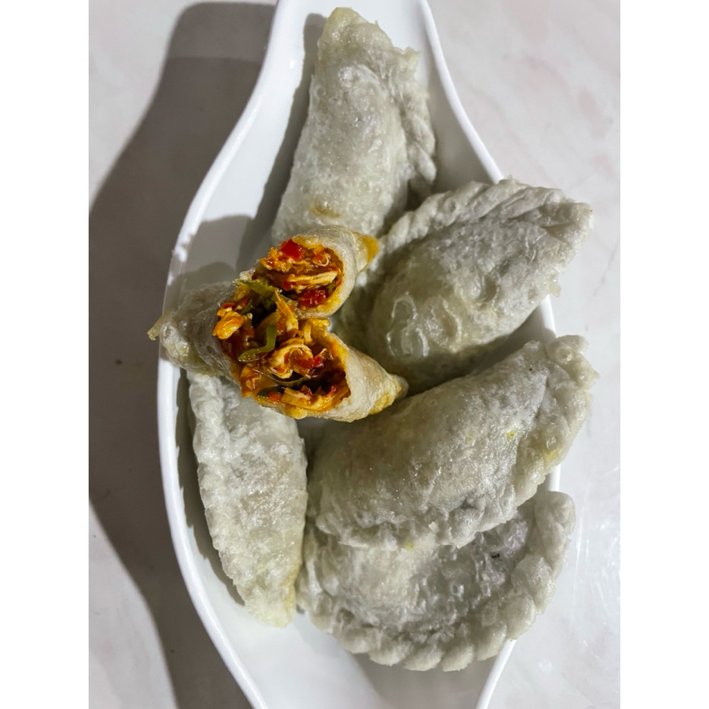 

Cireng Isi 10 pcs ayam Suir Pedas daun jeruk