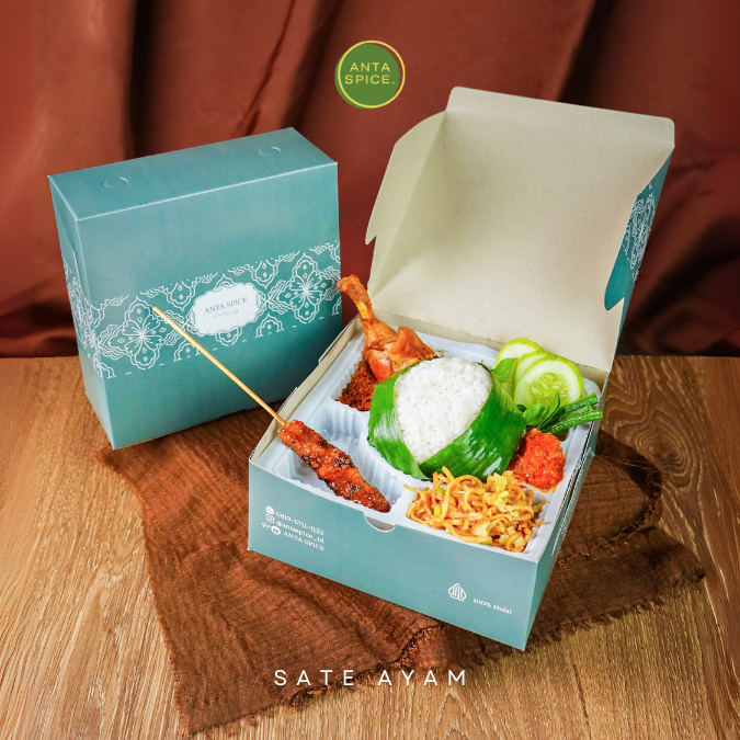

Nasi Ayam + Sate Ayam - Nasi Box Tradisional Anta Spice