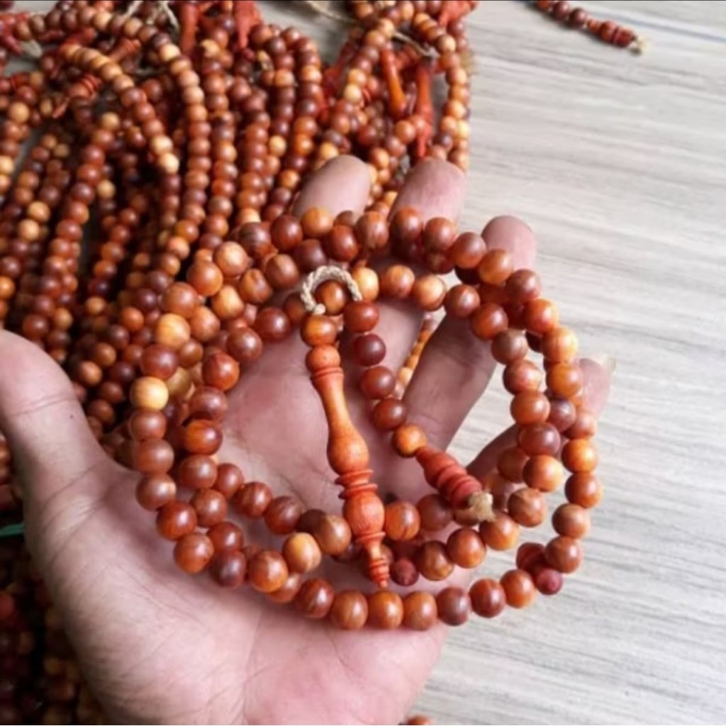 tasbih gaharu agatis 8,5mm tasbih raja agatis tembus cahaya