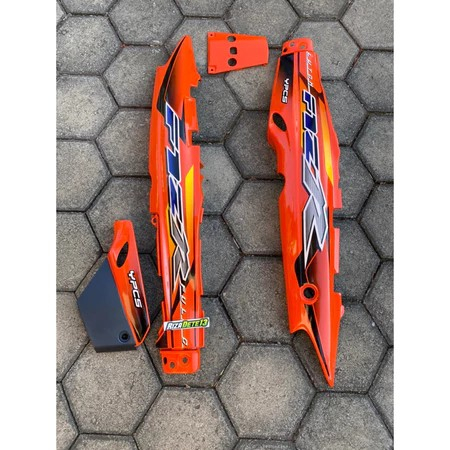 Body Fiz R Cover Dek Fizr / Body Belakang Fizr Orange