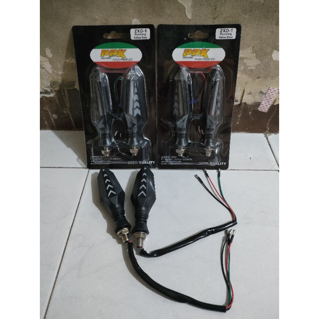 sen motor variasi runing panah bergerak, dua variasi warna dnger biru di dua sisi dan kuning di teng