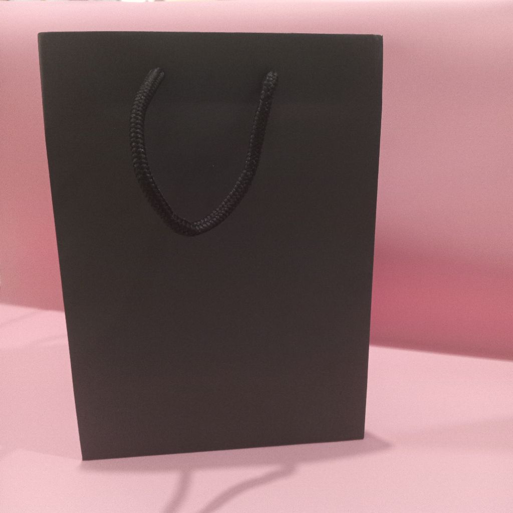 

Papper bag polos 17 x 8,5 x 12cm