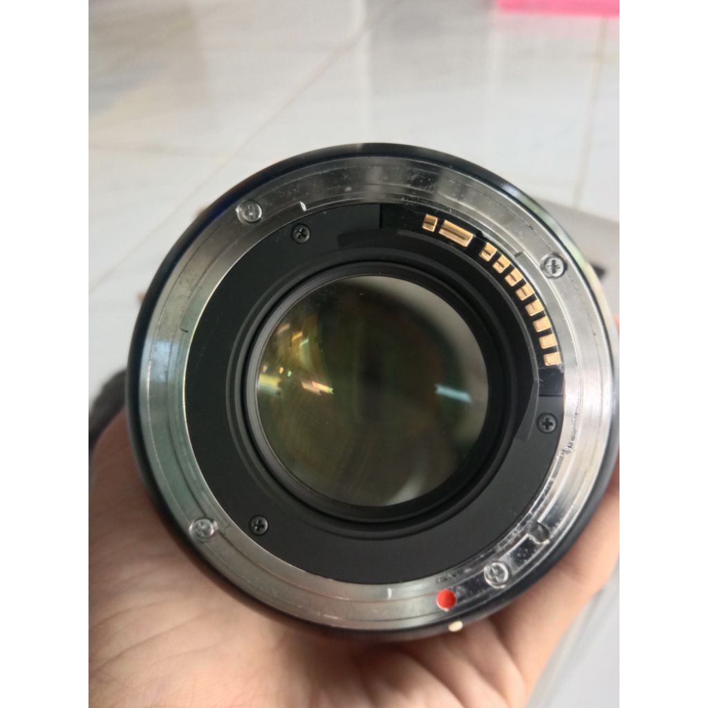 Lensa Sigma 35mm F1.4