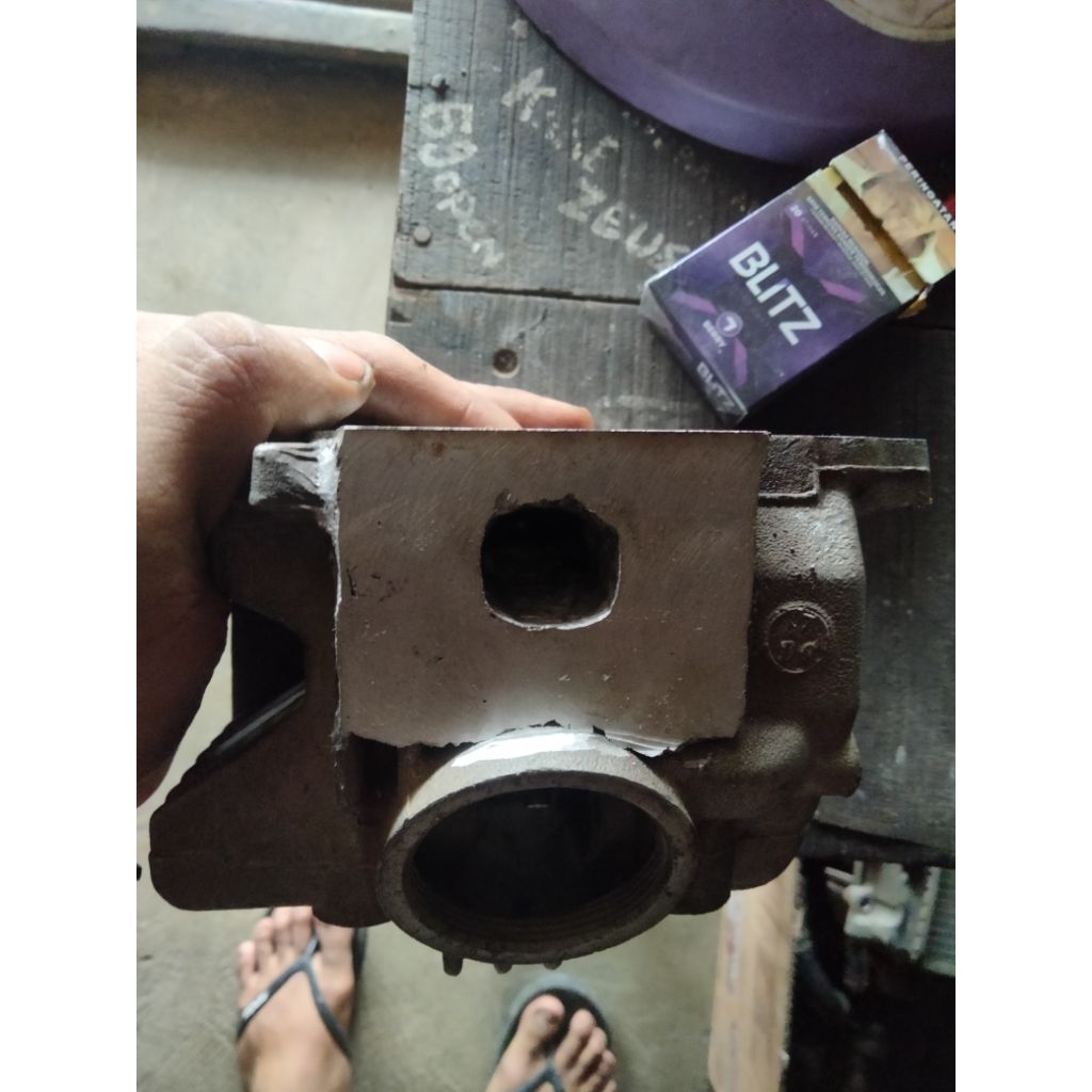 blok head Vega ZR, in kotak set klep 24/28 bahan mentah