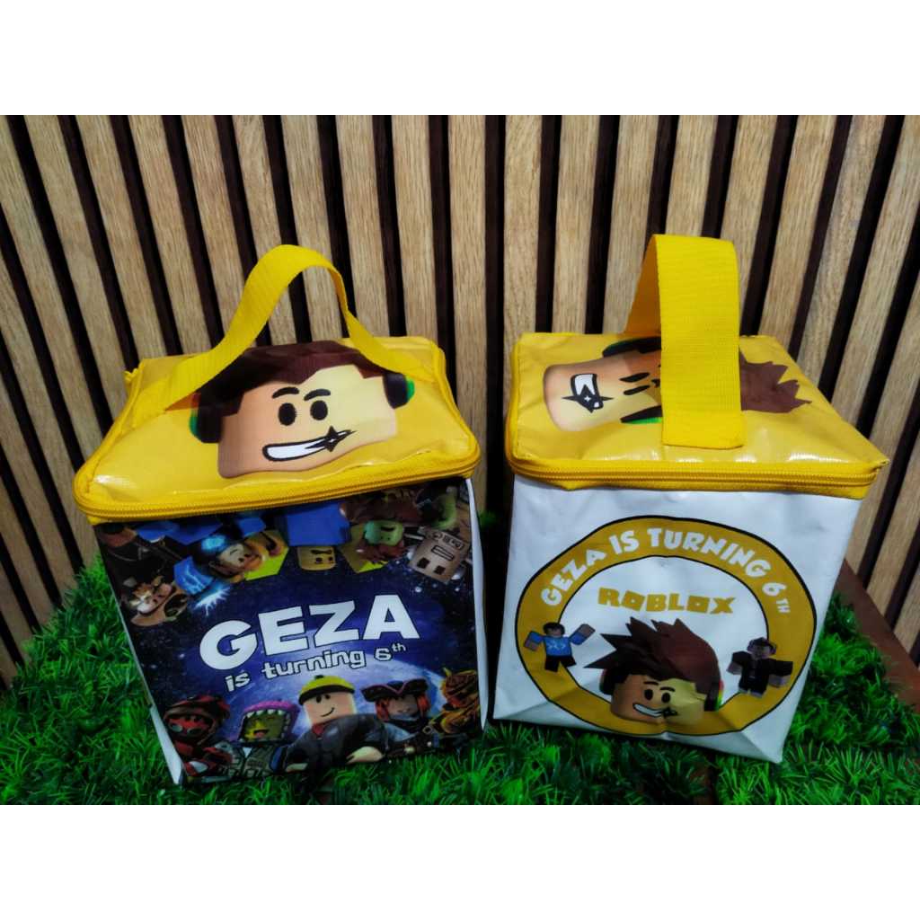 

TAS ULANG TAHUN KUBUS TEMA ROBLOX