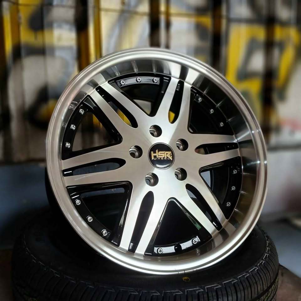 Velg mobil hsr okayama ring 17 R17 bisa untuk innova , rush , terios , ertiga , luxio , civic