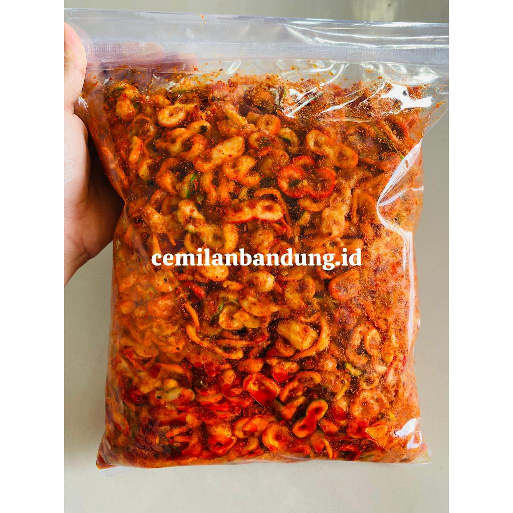 

kerupuk delapan/kerupuk angka delapan 1kg pedas daun jeruk