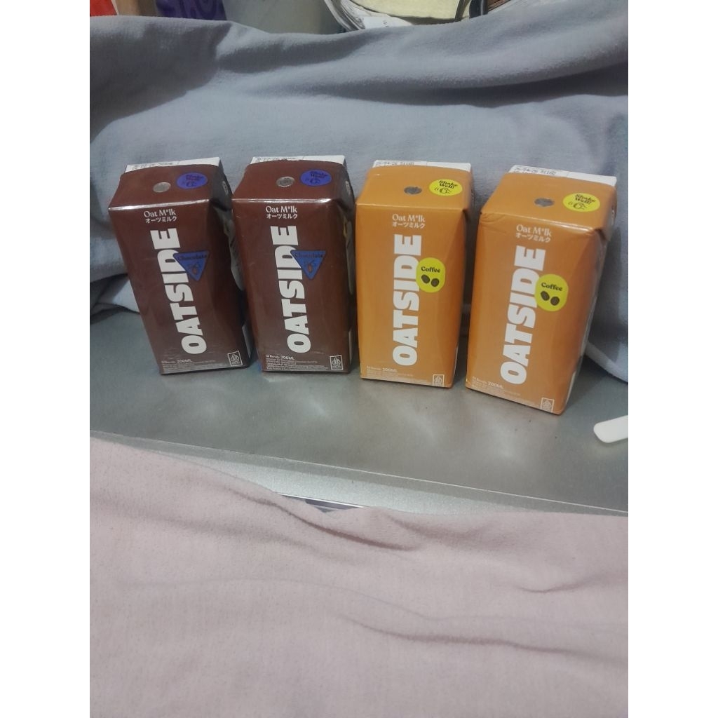 

Oatside coklat dan coffe straw 200ml