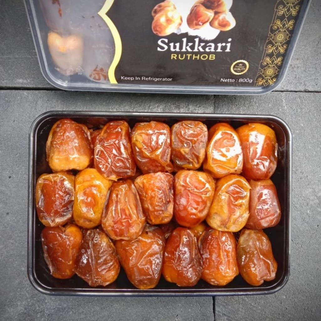 

Kurma Sukkari 800g | Kurma Lembut Manis Legit | Stock Original