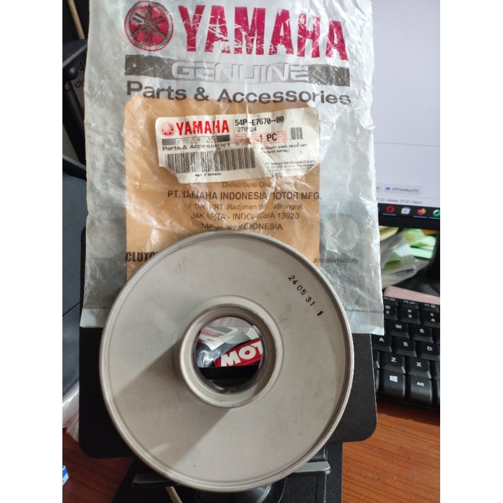 PULLY CEWEK 54P SECONDARY SLIDING SHEAVE MIO J GENUINE YAMAHA