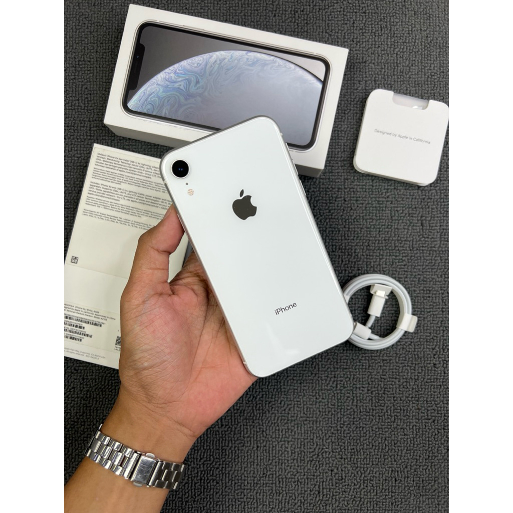 Iphone XR 64GB fullset Original resmi ibox