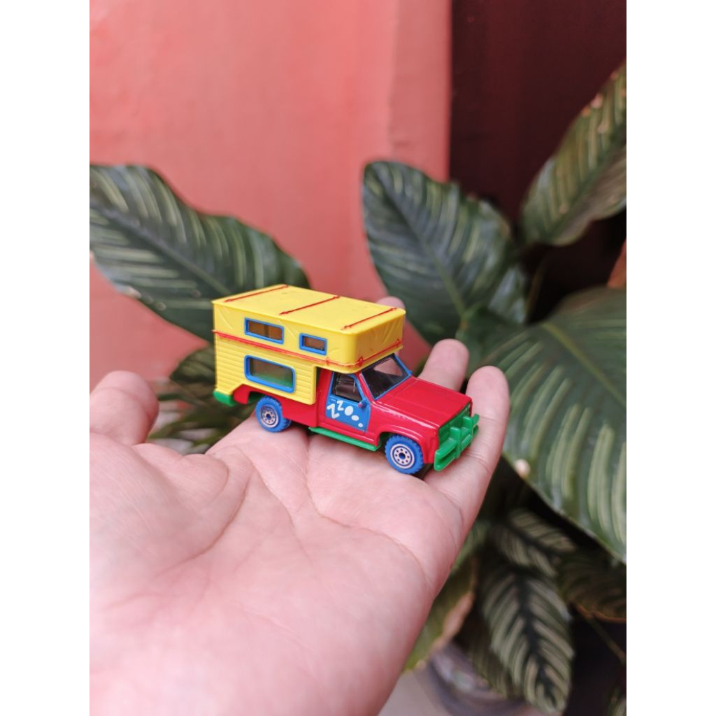 Diecast Realtoy GMC SIERRA CAMPER VAN Loose Campervan