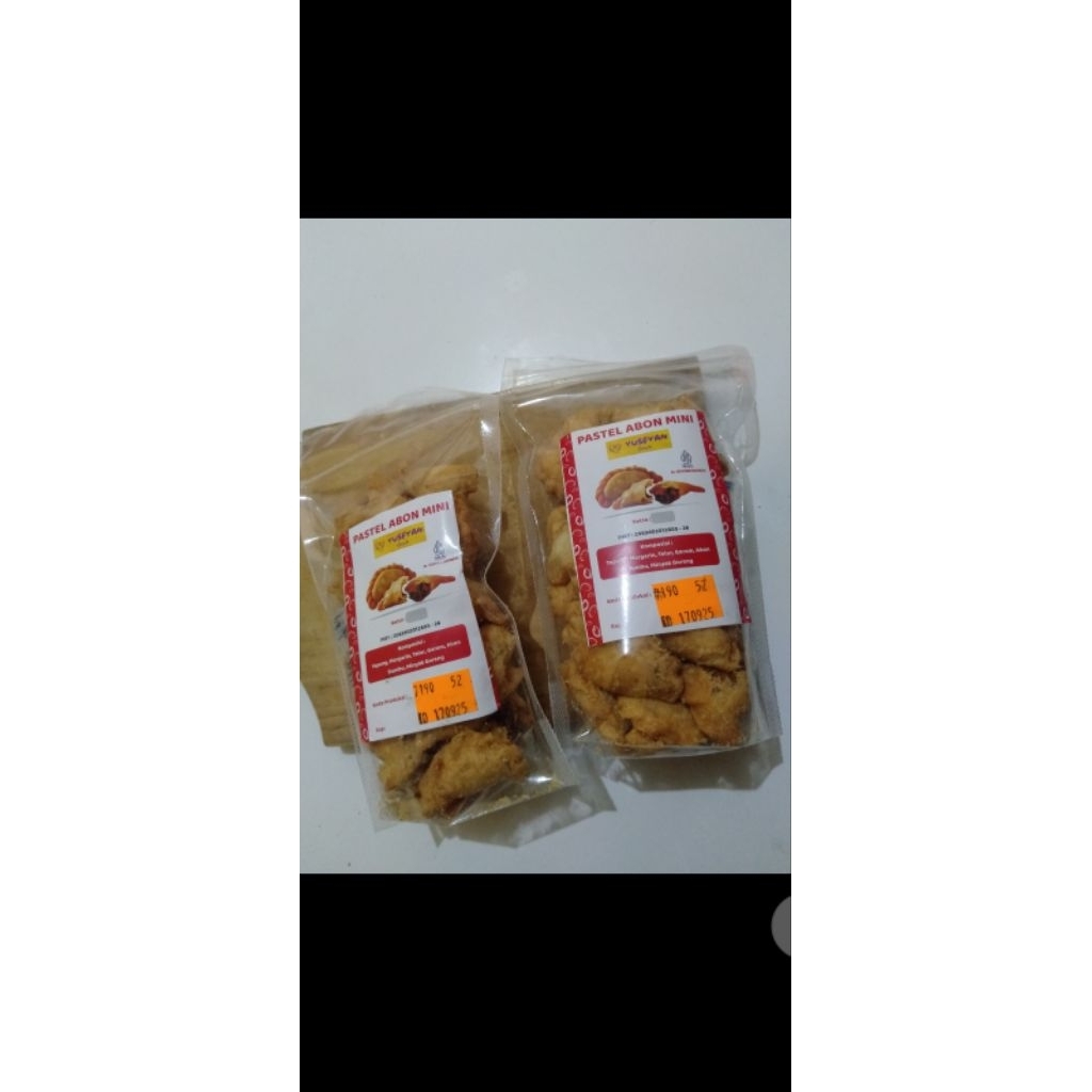 

Pastel Abon Ayam