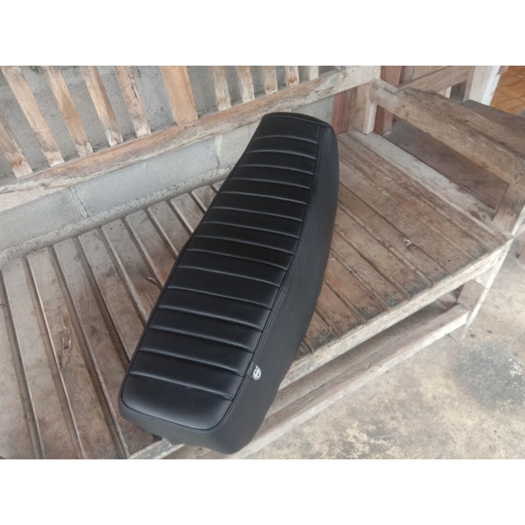 jok motor honda win custom ulir