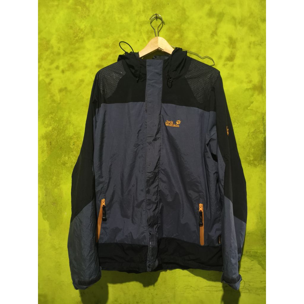 jws gorpcore jacket