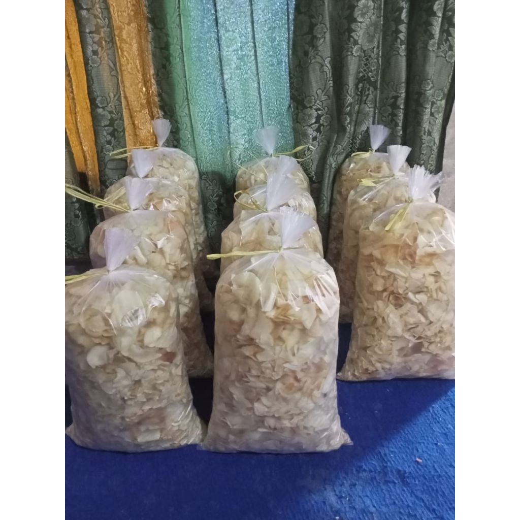 

1kg REMUAN CRIPING ORIGINAL/KERIPIK SINGKONG
