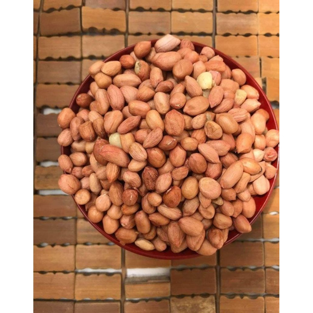 

KACANG TANAH MENTAH 1 KG
