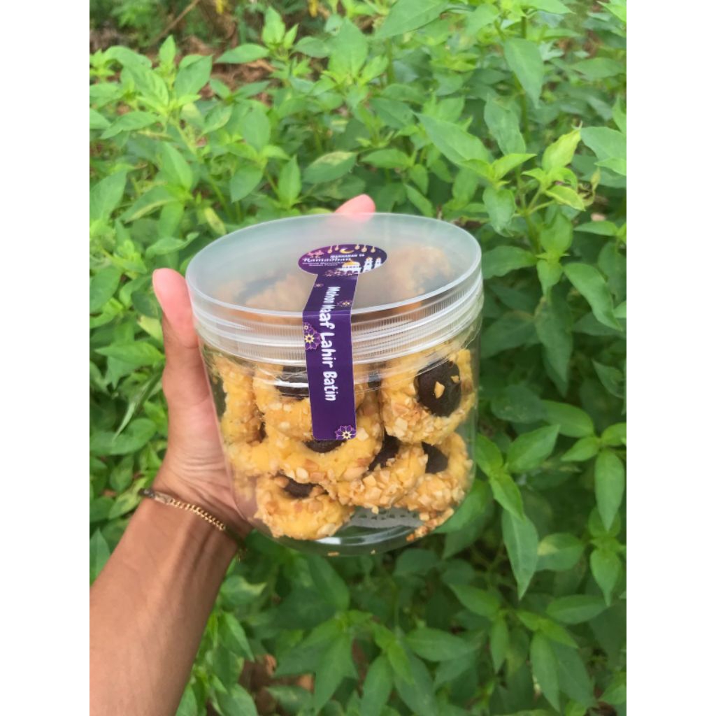 

tumbhrint kacang coklat