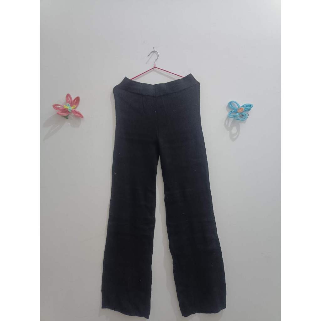 [PRELOVED] Diana Restu - Celana Panjang Knit Hitam