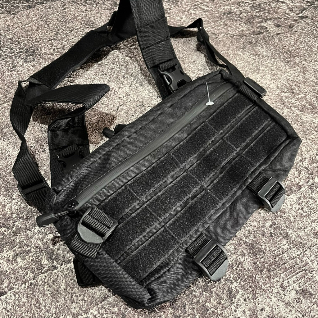 TAS DADA DEPAN PATCH WATERPRUF/HITAM MOTIF/ TAS DADA